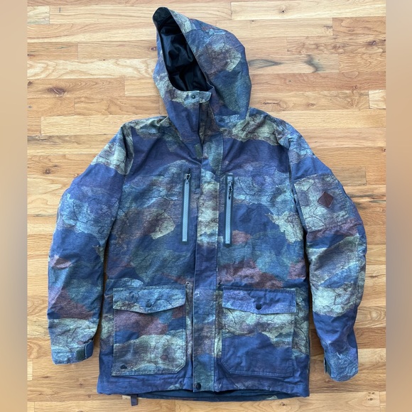 Quiksilver Jackets & Coats Mens Quicksilver Camo Snowboarding